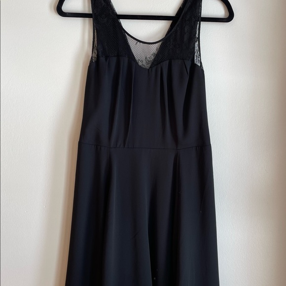 Express size 6 black dress with lace back. - Picture 1 of 3